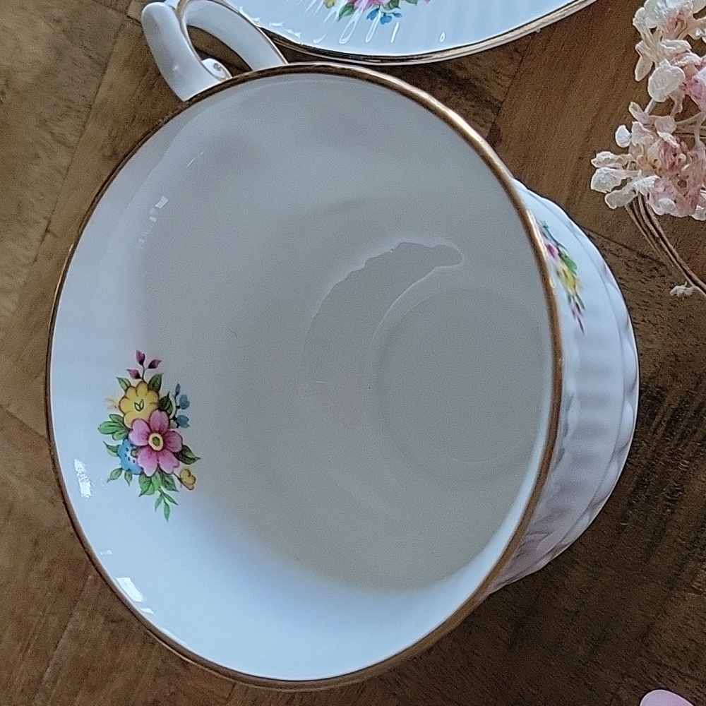 Teacup set - Picture 7 of 8